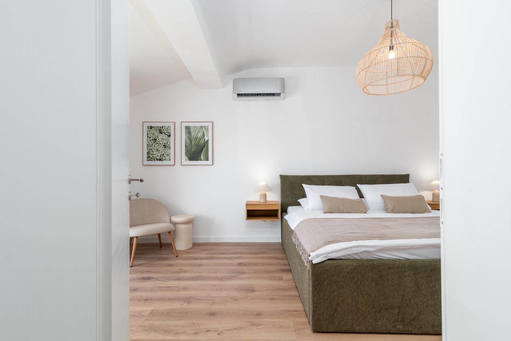 Sea View Apartment Karmen Есенице Экстерьер фото