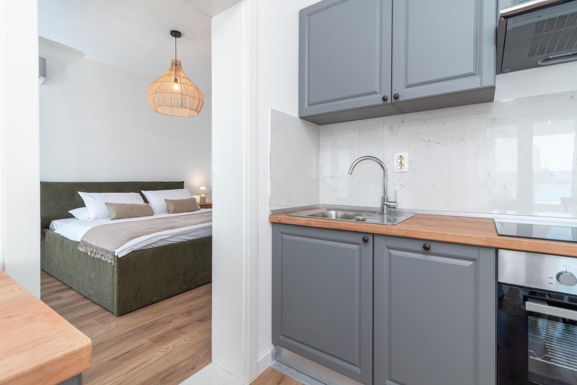 Sea View Apartment Karmen Есенице Экстерьер фото