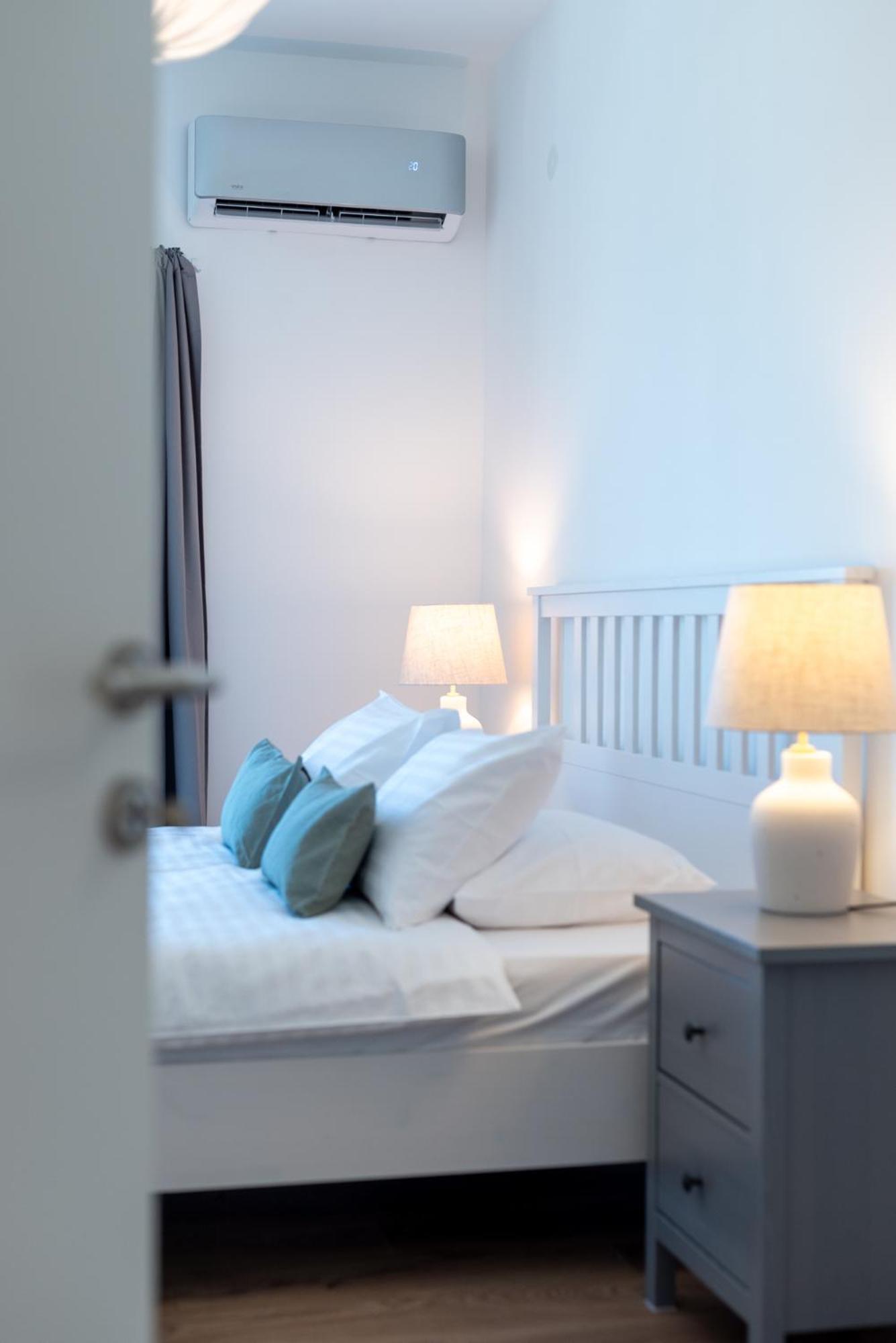 Sea View Apartment Karmen Есенице Экстерьер фото