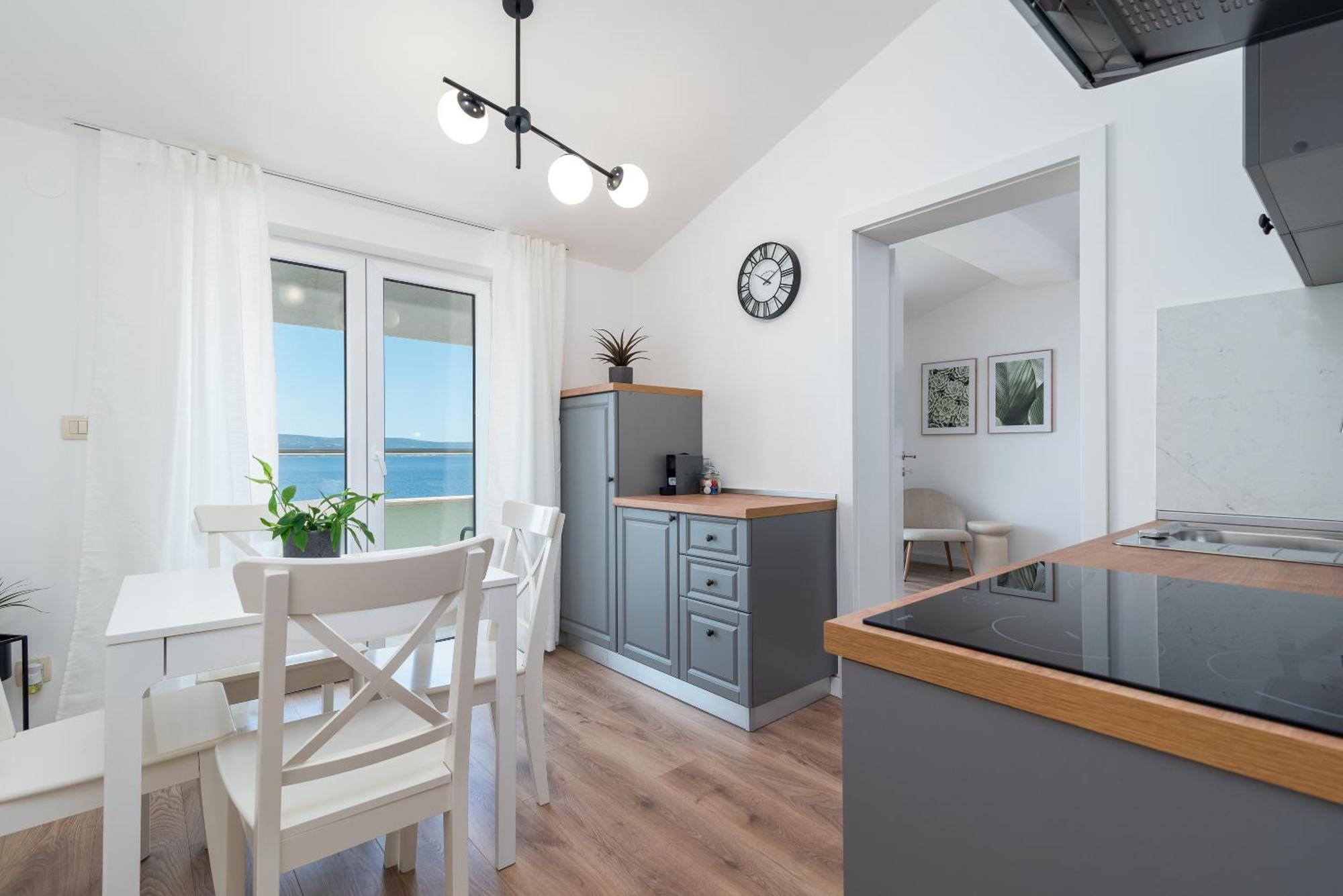 Sea View Apartment Karmen Есенице Экстерьер фото